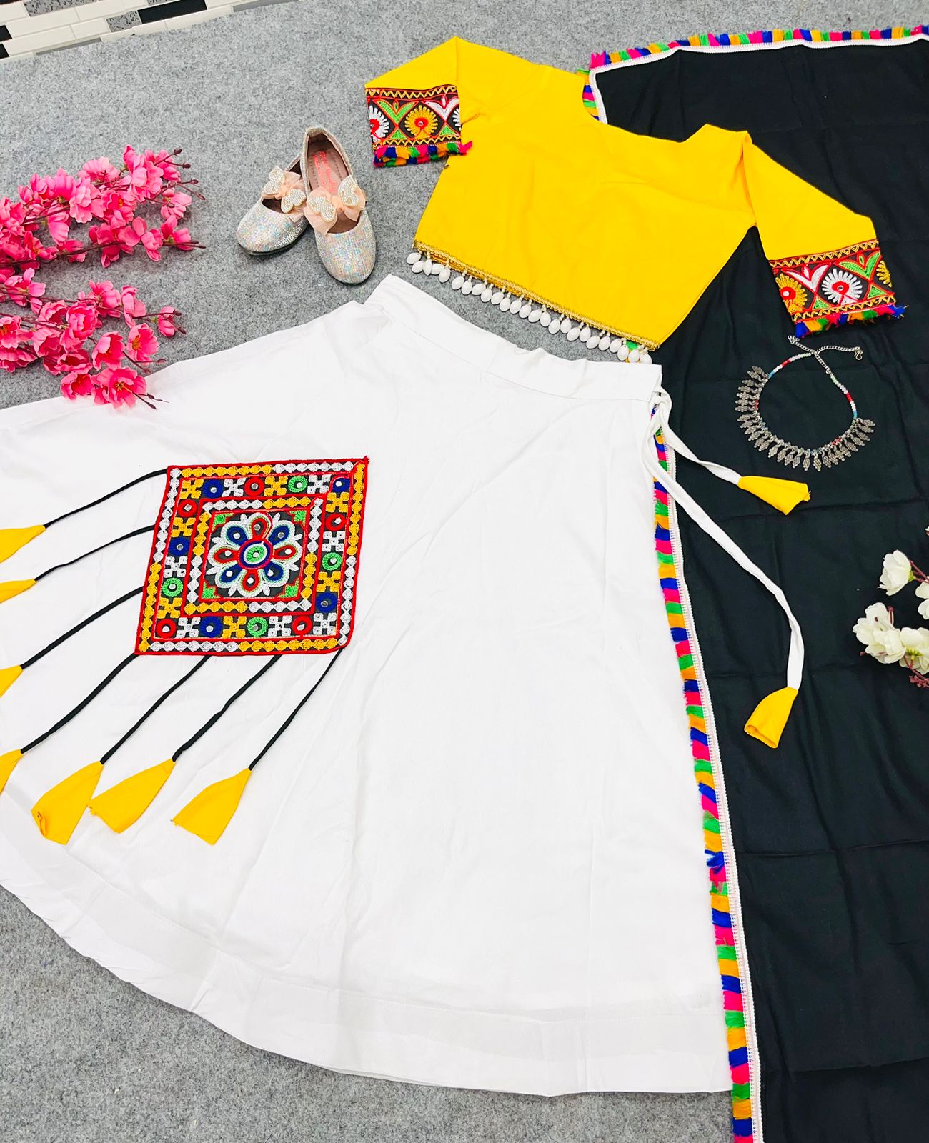 OC-133 Kids Lehenga Navaratri Special Girls Wear Catalog
